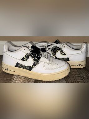 Size 6y youth nike Air Force 1 bandana White Black Paisley Sneakers custom low